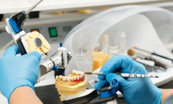 Crafting Confidence: The Essential Role of Dental Labs in Dentistry post thumbnail image